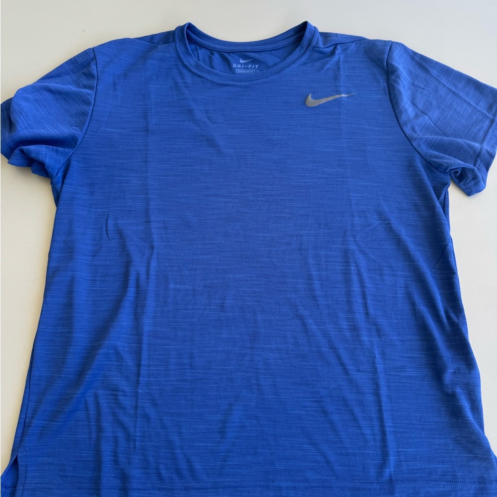 Nike Men's Short Sleeve Blue Tee